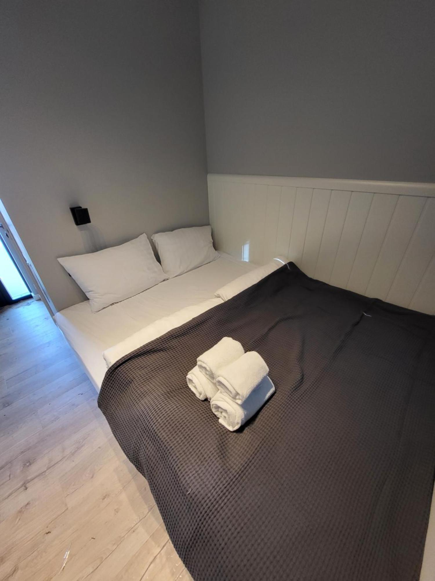 Landbrot Guesthouse เคียร์กยูไปยาเคลาสตูร์ ภายนอก รูปภาพ